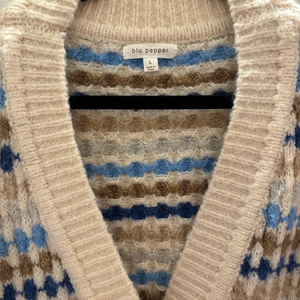 Blu Pepper Diamond Print Button Front Cardigan - Large - Picture 5 of 9